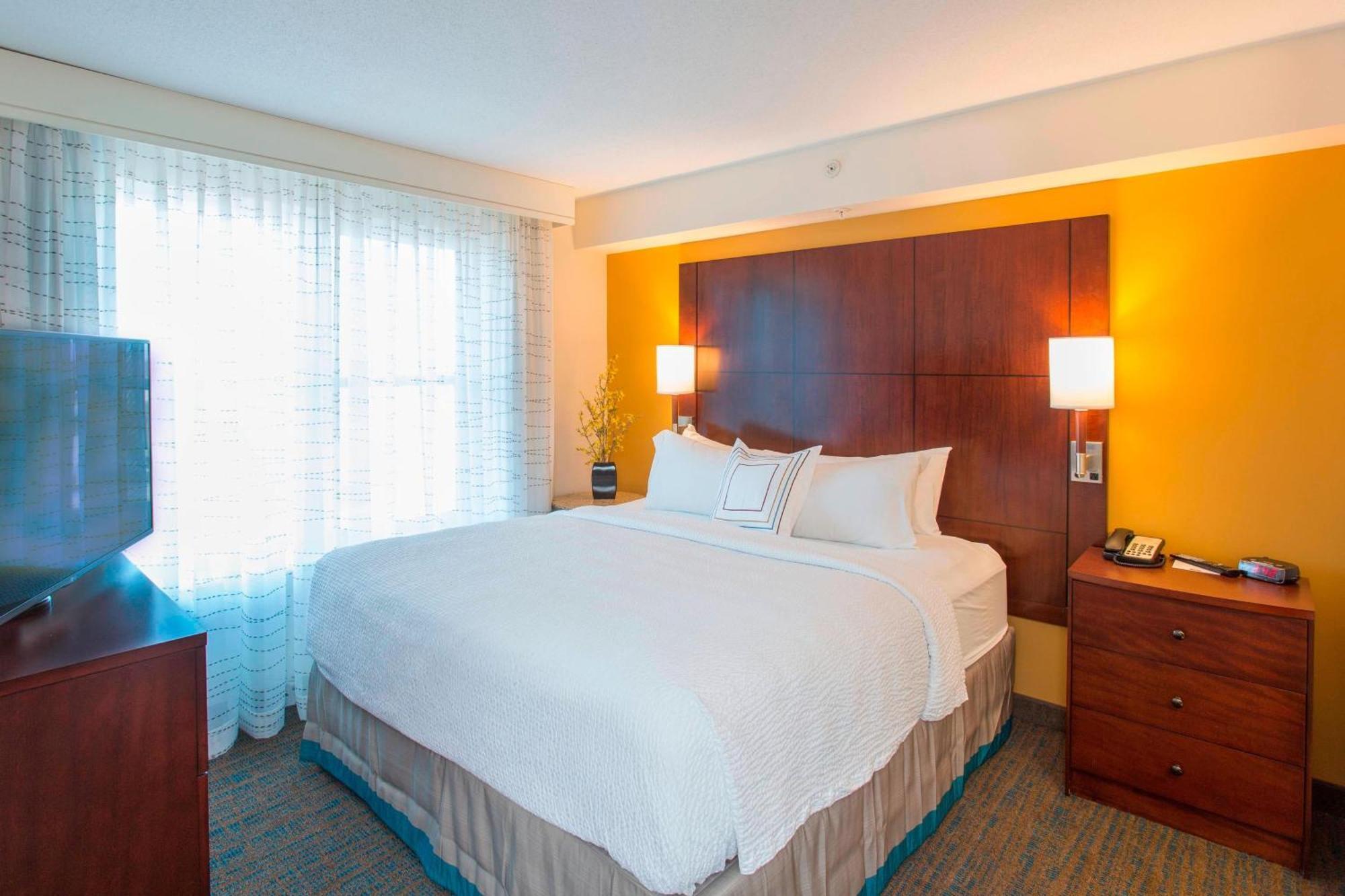 By Marriott Hotel