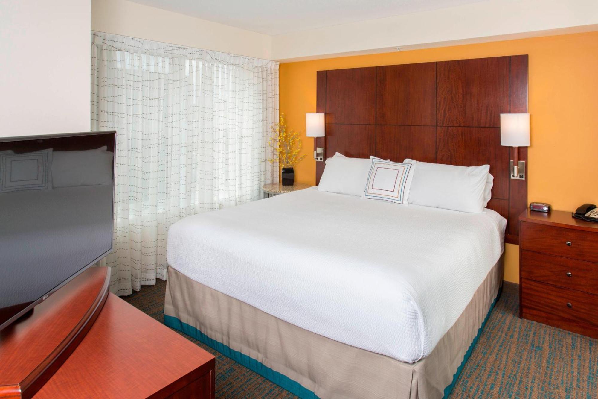 By Marriott Hotel Moncton