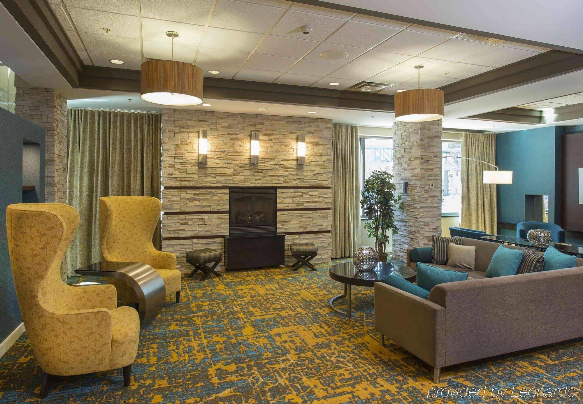 Hotel By Marriott