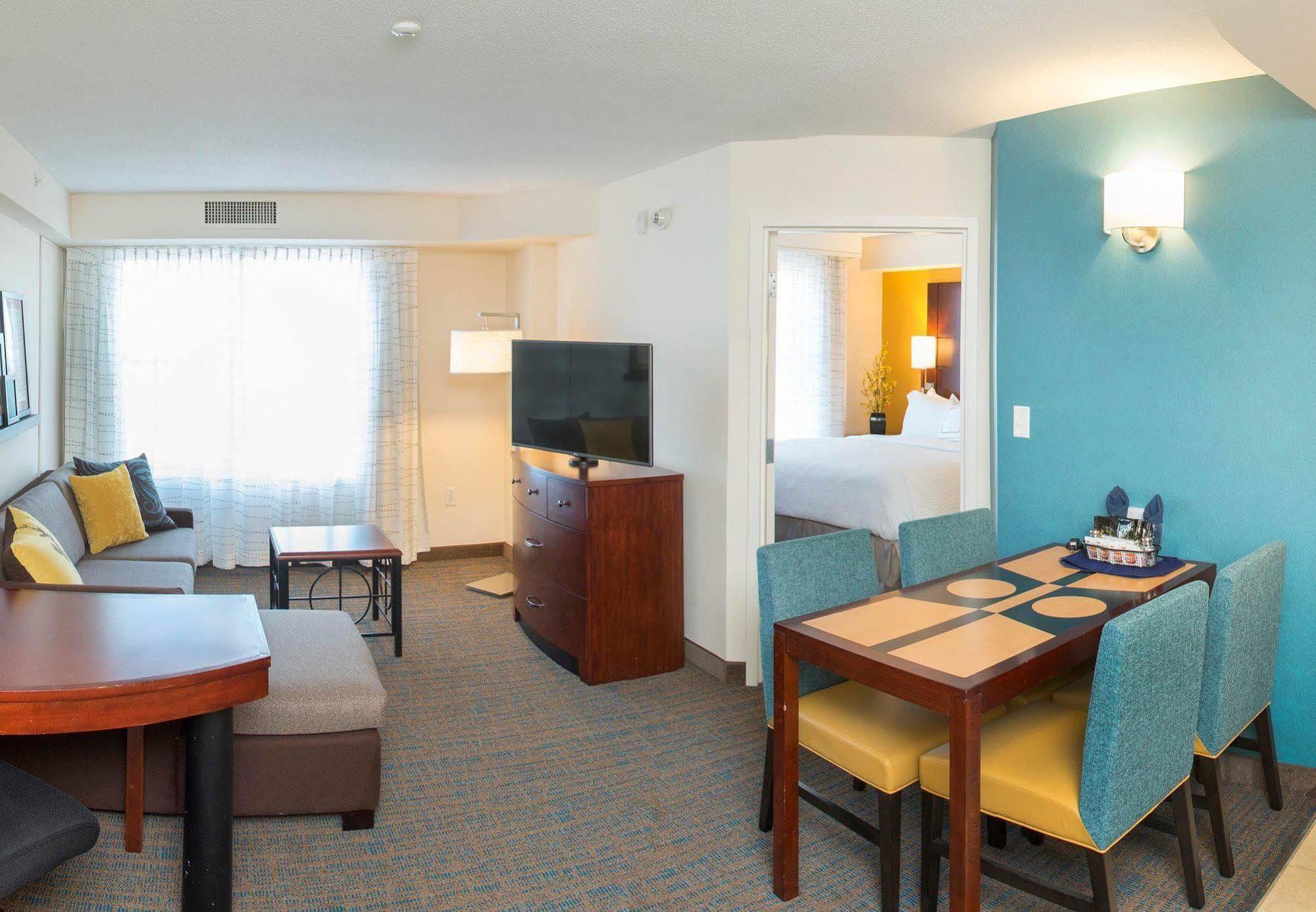 By Marriott Hotel Moncton